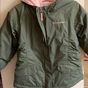 Green Columbia jacket size 3t